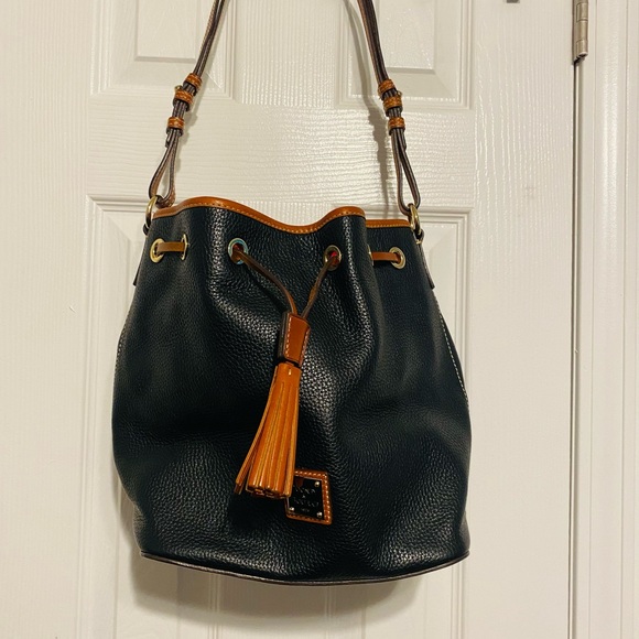 Dooney & Bourke Handbags - Dooney & Bourke Pebble Grain Drawstring Crossbody